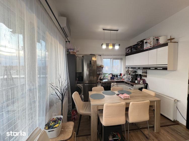 Apartament cu 3 camere în Soarelui