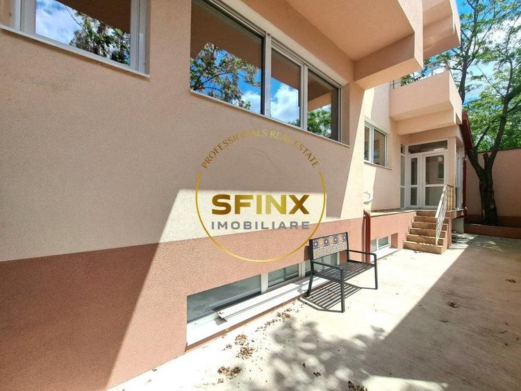 Spațiu comercial, de 174.39999389648 mp, în Tineretului