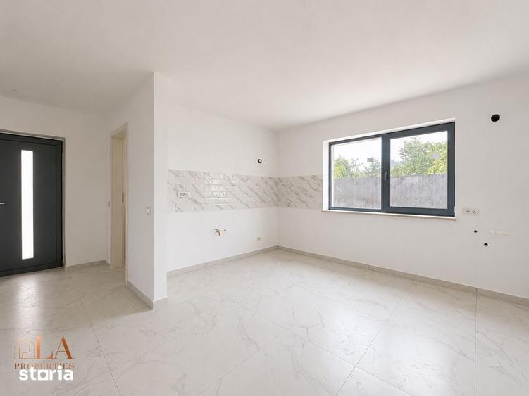Casă cu 3 camere cu Teren 250 Mp în Domnești