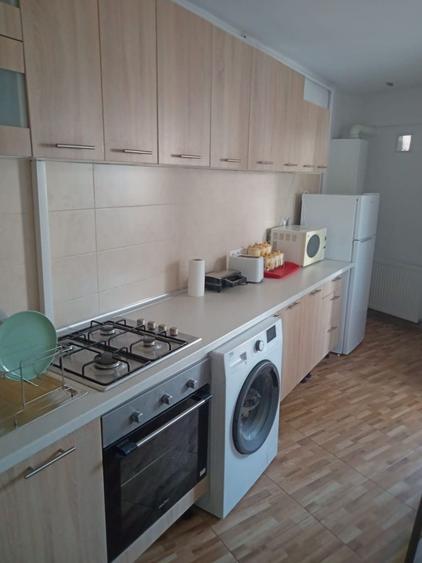 Apartament cu 2 camere decomandat în Exterior Vest