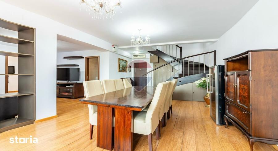 Apartament cu 4 camere în Centrul Civic