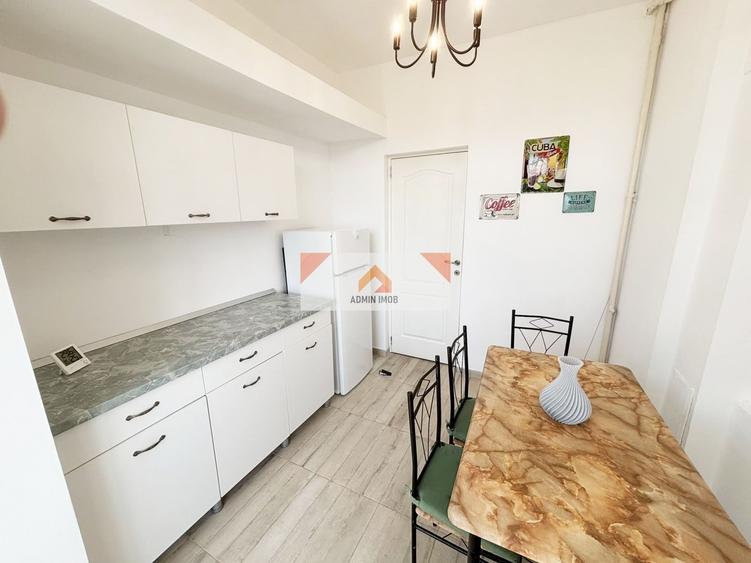 Apartament cu 2 camere decomandat în Gara de Nord