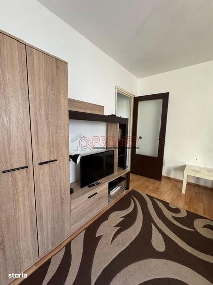 Apartament cu 2 camere decomandat în Baba Novac