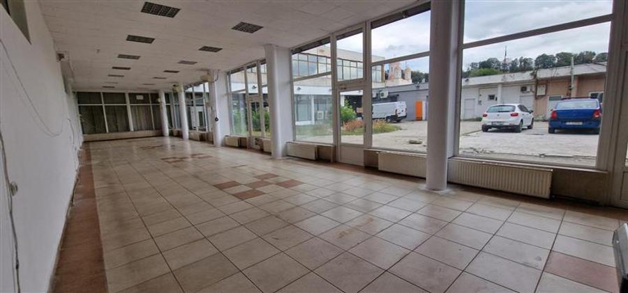 Spațiu comercial, de 140 mp, în Govândari