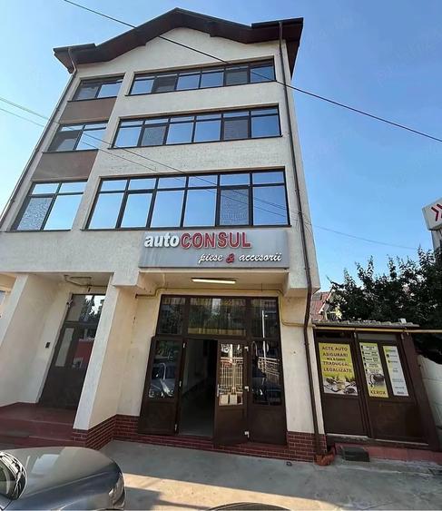 Spațiu comercial, de 50 mp, în Central
