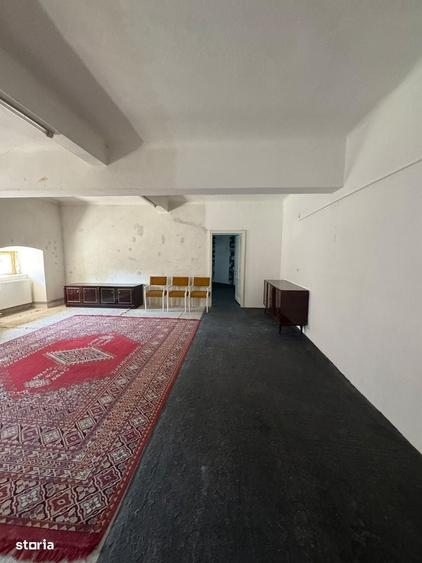 Apartament cu 4 camere în Ultracentral