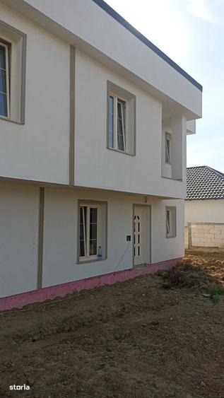 Casă cu 4 camere în Cătămărești
