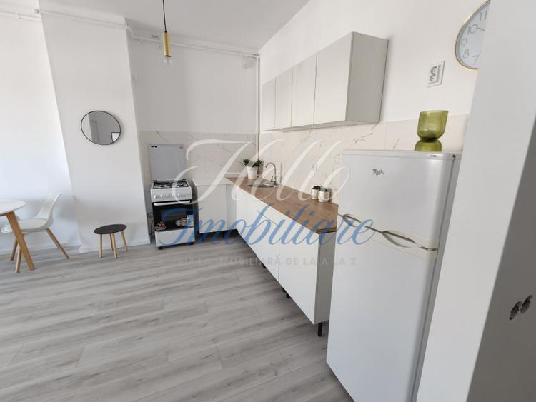 Apartament cu 2 camere semidecomandat, mobilat în Florești