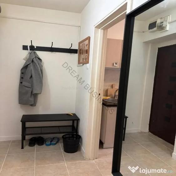 Apartament cu 2 camere semidecomandat în Bucureștii Noi