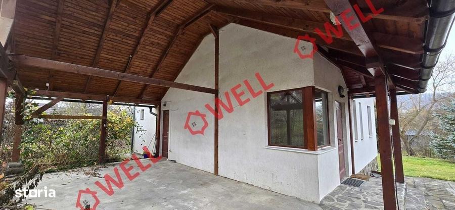 Casă cu 4 camere în Central