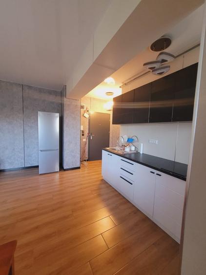 Apartament cu 2 camere decomandat, mobilat în Central