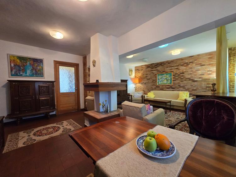 Apartament cu 4 camere decomandat în Ultracentral