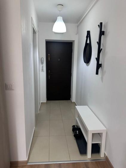Garsonieră semidecomandată în Titan