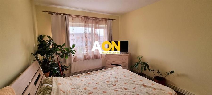 Apartament cu 2 camere decomandat, mobilat în Cetate — fotografia 1