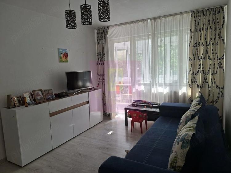 Apartament cu 2 camere semidecomandat în Dristor