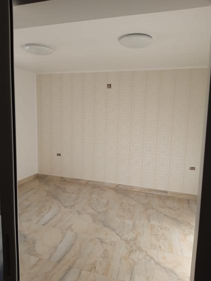 Spațiu comercial, de 232 mp, în Central