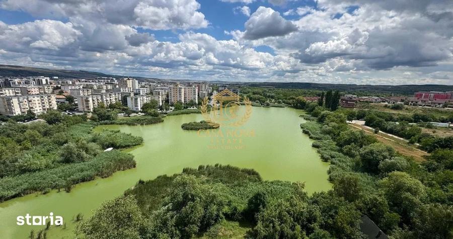 Apartament cu 3 camere în Între Lacuri
