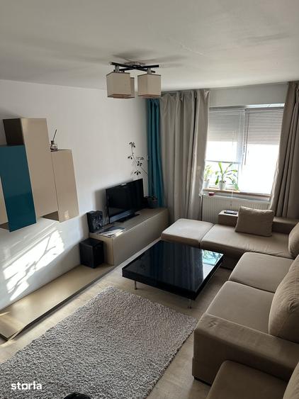 Apartament cu 2 camere decomandat în Crângași