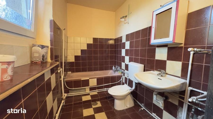 Casă cu 3 camere în Central