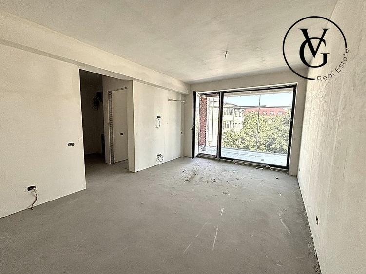 Apartament cu 2 camere semidecomandat în Inel II