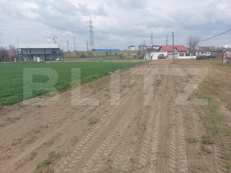 3 parcele intravilan, Isalnita, utilități la front - 1