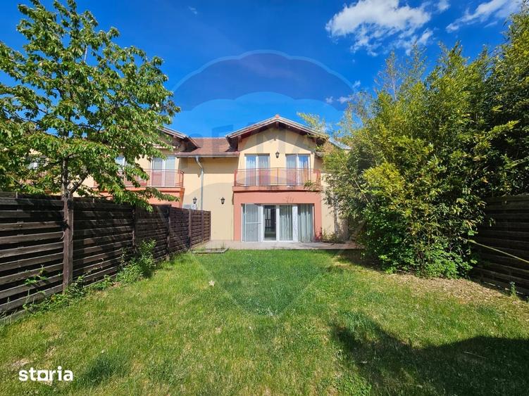 Casă cu 4 camere cu Teren 256 Mp în Bună Ziua