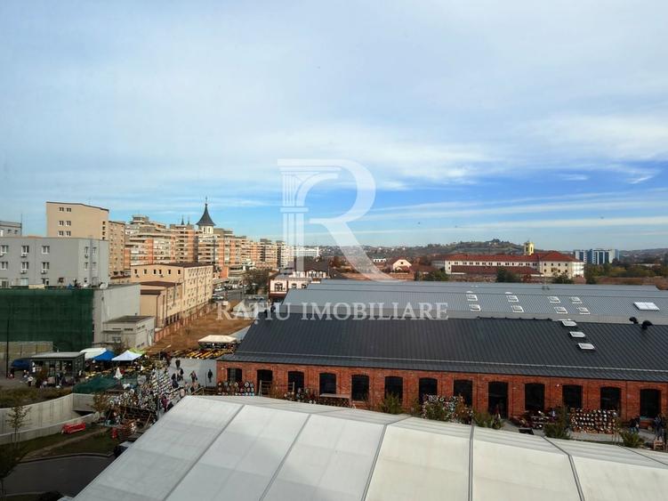 Apartament cu 3 camere decomandat, mobilat în Centru Civic
