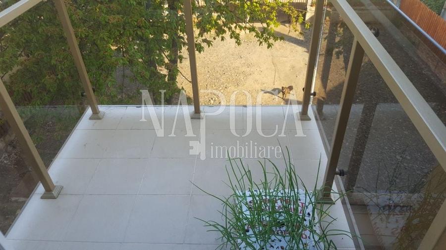 Casă individuală cu 5 camere cu Canalizare în Dâmbul Rotund
