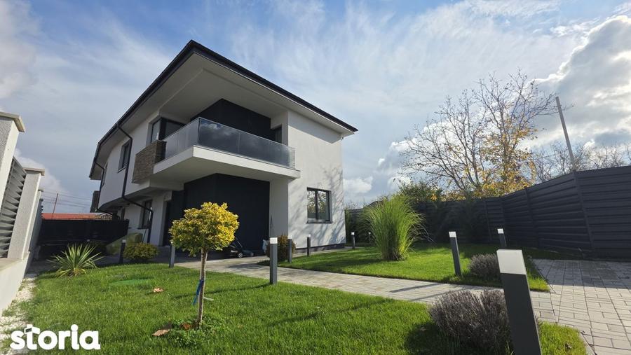 Casă cu 4 camere cu Teren 314 Mp în Mogoșoaia