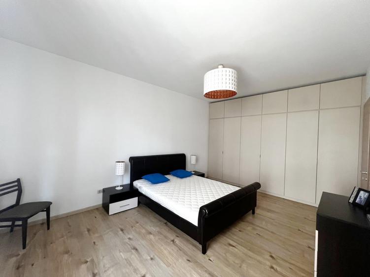 Apartament cu 3 camere decomandat în Floreasca