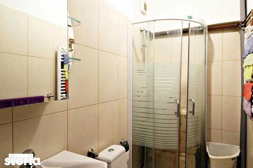 Apartament cu 3 camere decomandat, mobilat în Central