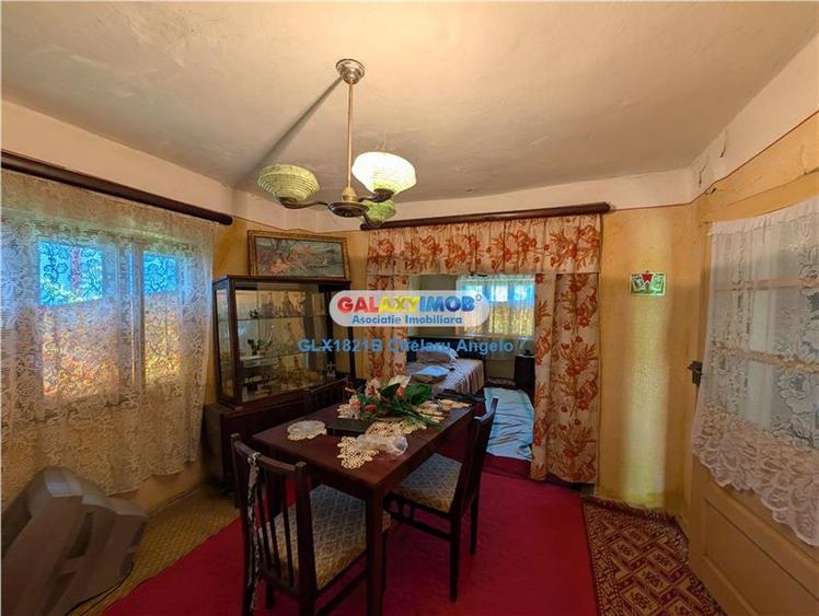 Casă cu 3 camere cu Teren 3000 Mp în Lipia
