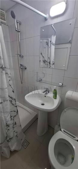 Apartament cu 2 camere semidecomandat în Medicină
