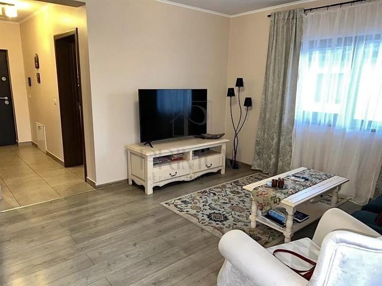 Apartament cu 3 camere semidecomandat, mobilat în Giroc — fotografia 2