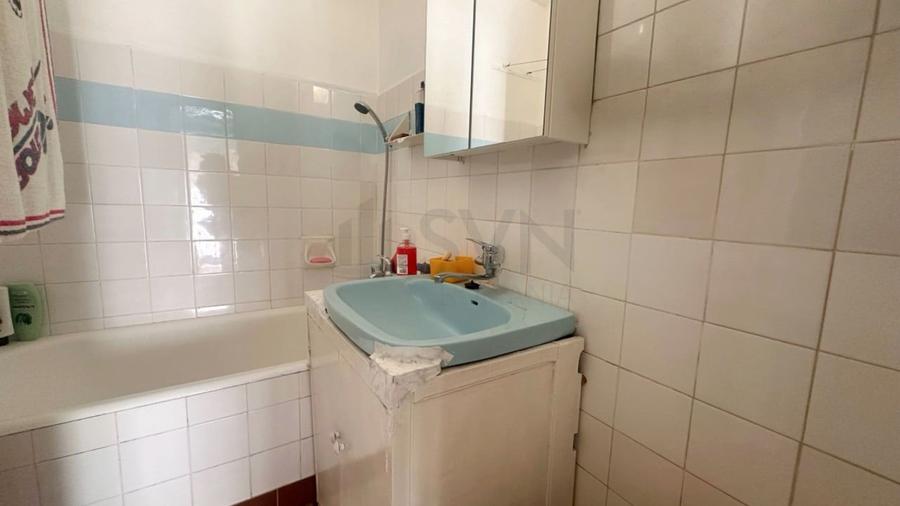 Casă individuală cu 4 camere cu Canalizare în Polonă