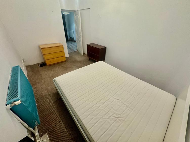 Apartament cu 2 camere decomandat, mobilat în Dacia
