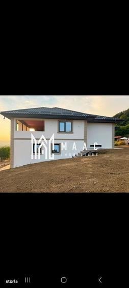 Casă cu 4 camere în Cornet