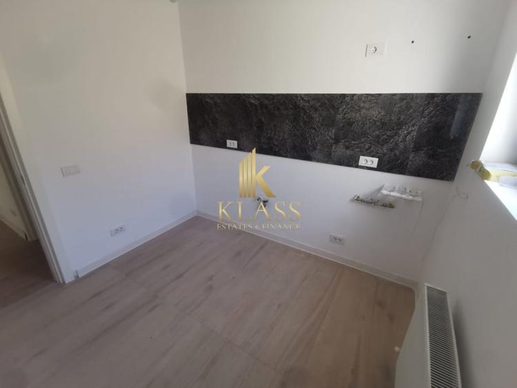 Apartament cu 2 camere semidecomandat în Andronache