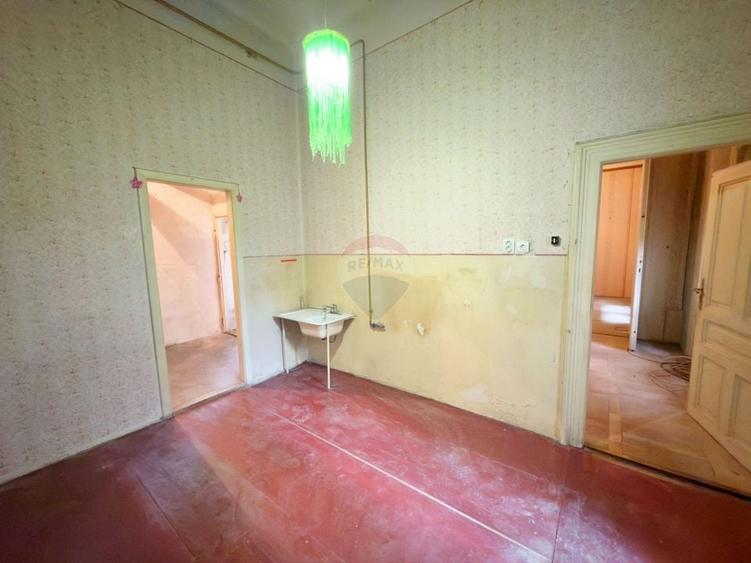 Apartament compus din 2 corpuri în centrul Aradului - 9