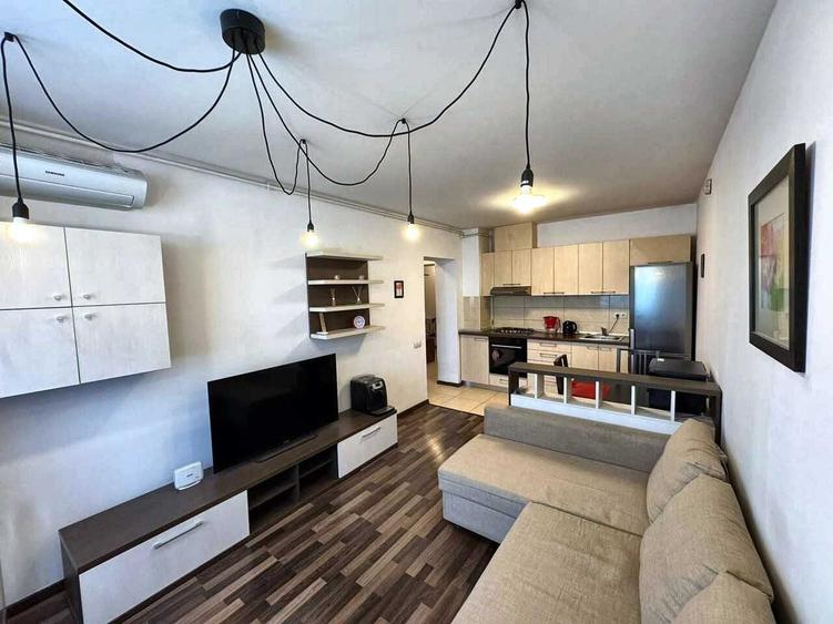 Apartament cu 2 camere decomandat în Iancului