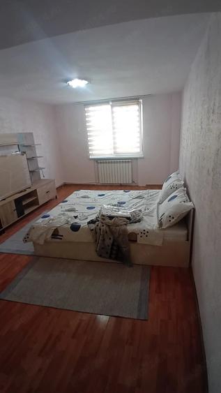 Garsonieră decomandată în Mărăței