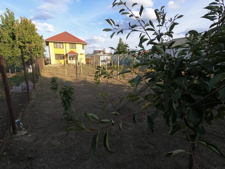 Casă individuală cu 6 camere cu Teren 1000 Mp în Smârdan