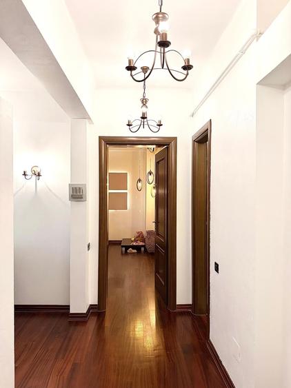Apartament cu 2 camere decomandat în P-ța Dorobanți