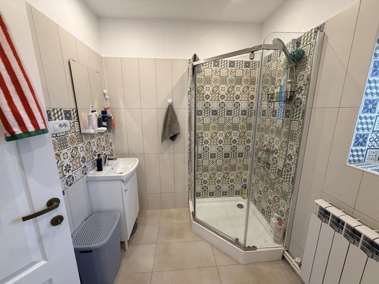 Casă cu 2 camere cu Teren 2300 Mp în Nicolae Bălcescu
