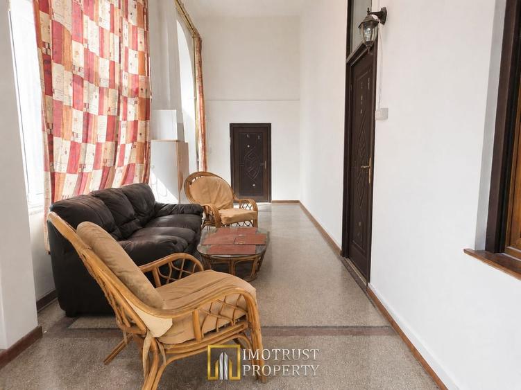Apartament cu 2 camere decomandat, mobilat în Ultracentral