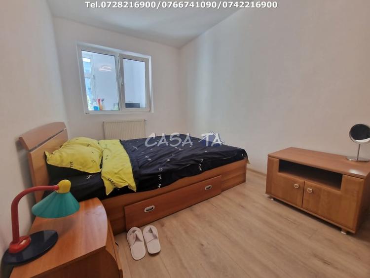 Apartament cu 2 camere semidecomandat, mobilat în 9 Mai