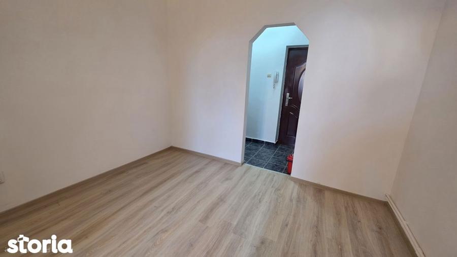 Garsonieră în Mihai Bravu