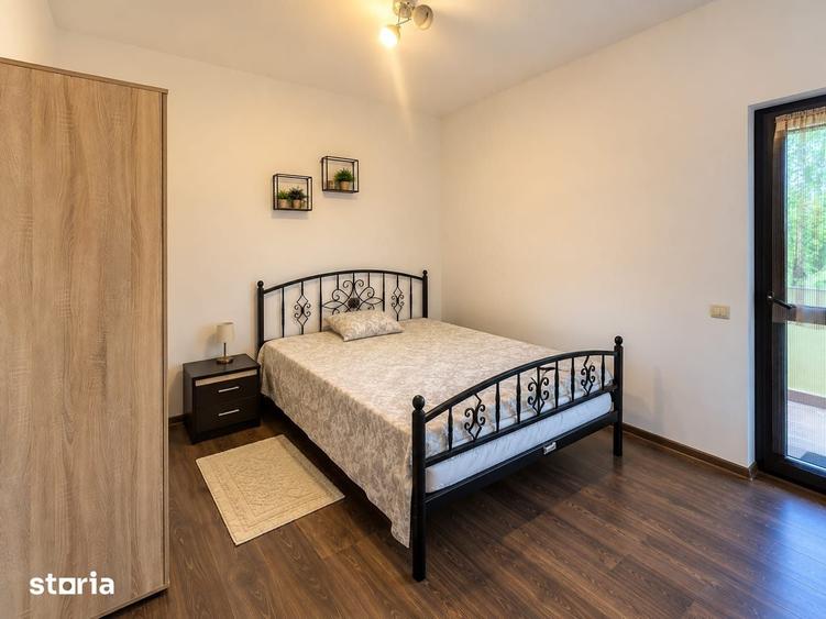 Casă cu 5 camere cu Teren 450 Mp în Nicolina