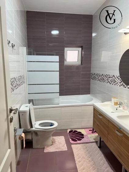 Casă cu Teren 130 Mp în Central