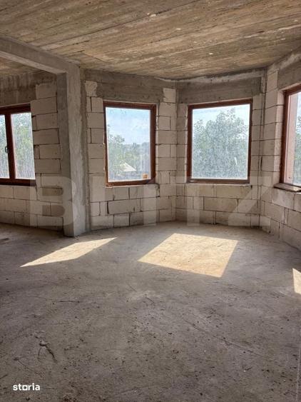 Casă cu 4 camere în Frumoasa